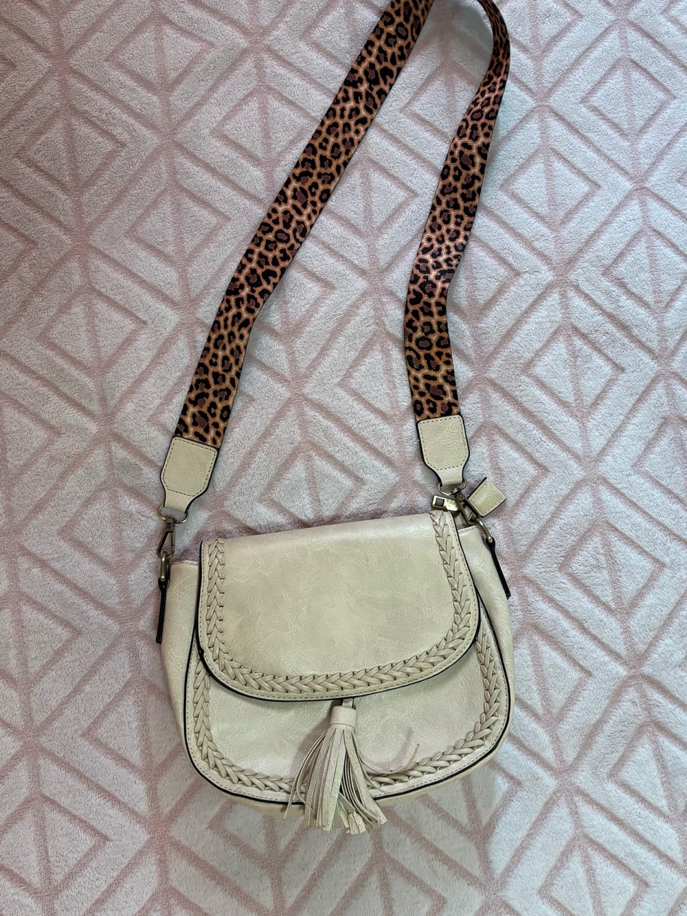 Cream Crossbody Saddle Bag with Leopard Strap